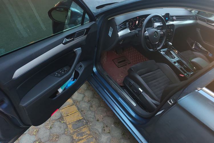 Used Volkswagen Variant 2018 380TSI Two-Wheel Drive Comfort Edition Driver Seat