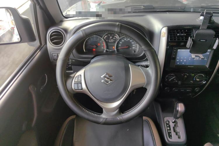 Used Suzuki Jimny 2015 1.3 AT Mode3 Navigation Edition
