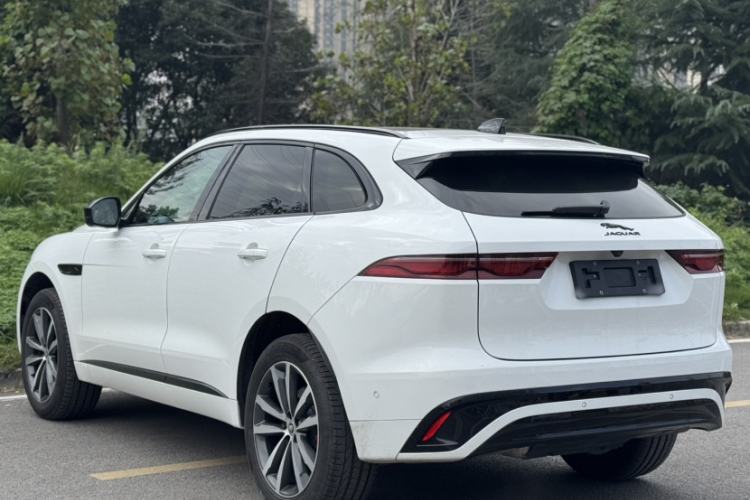 Used Jaguar F-PACE 2025 P250 R-Dynamic SE
