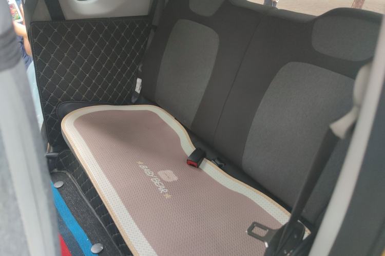 Used Wuling Hongguang MINIEV 2022 Macaron Premium Model – Lithium Iron Phosphate Interior 4