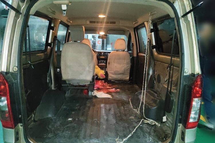 Used Wuling Rongguang V 2015 1.2L Standard Version
