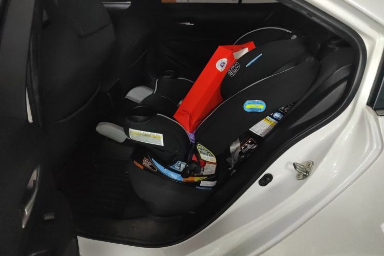 Used Toyota Levin 2019 Dual-Engine 1.8H E-CVT Sport Edition China V Standard Left Rear Seat