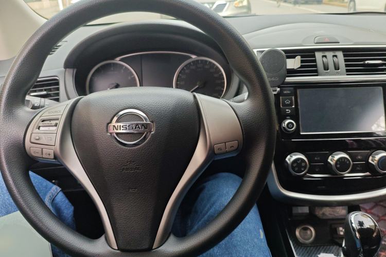 Used Nissan Tiida 2016 1.6L CVT Smart Drive Edition
