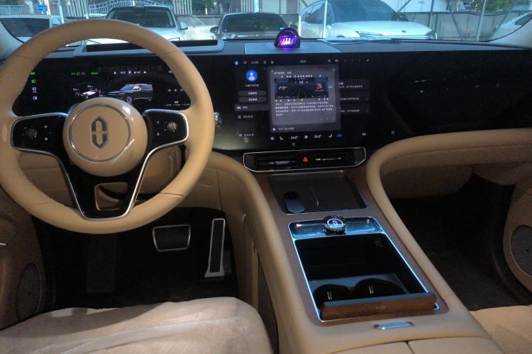 Used Hima AITO M9 2025 Extended-Range Ultra Version 52 kWh 6-Seater