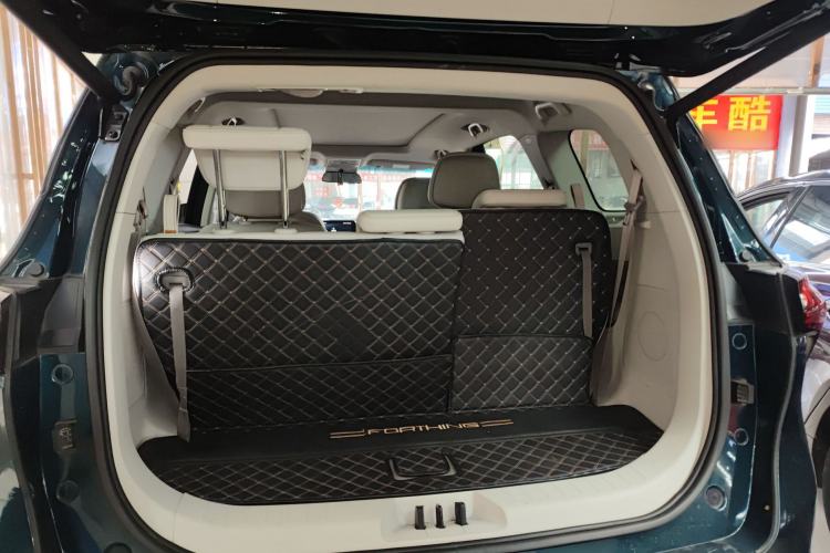 Used FORTHING Yacht 2022 1.5T DCT Chasing-the-Waves Edition Trunk