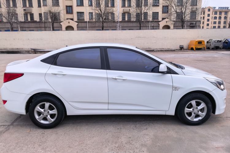 Used Hyundai Verna (older generation) 2016 1.4L Automatic Smart GLS