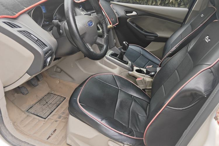 Used Ford Focus 2012 Sedan 1.6L Manual Comfort Model Left Front Seat