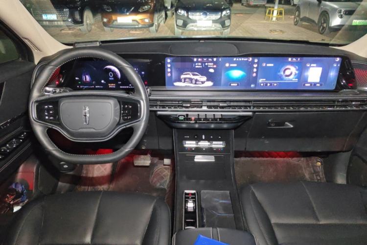 Used Lincoln Corsair 2024 2.0T Two-Wheel Drive Deluxe Edition