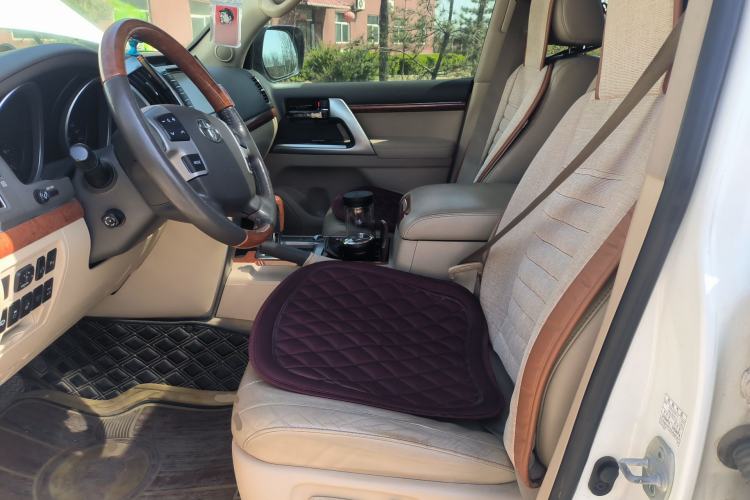 Used Toyota Land Cruiser 2012 4.6L Automatic VX-R Left Front Seat