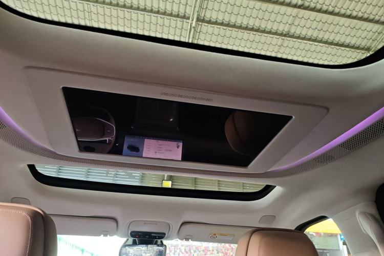 Used XPeng X9 2024 702 Ultra-Long Range Pro
