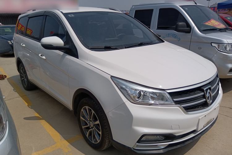 Used Baojun 730 2021 1.5L Manual Fashion Version 7 Seats Front Right 45 Deg