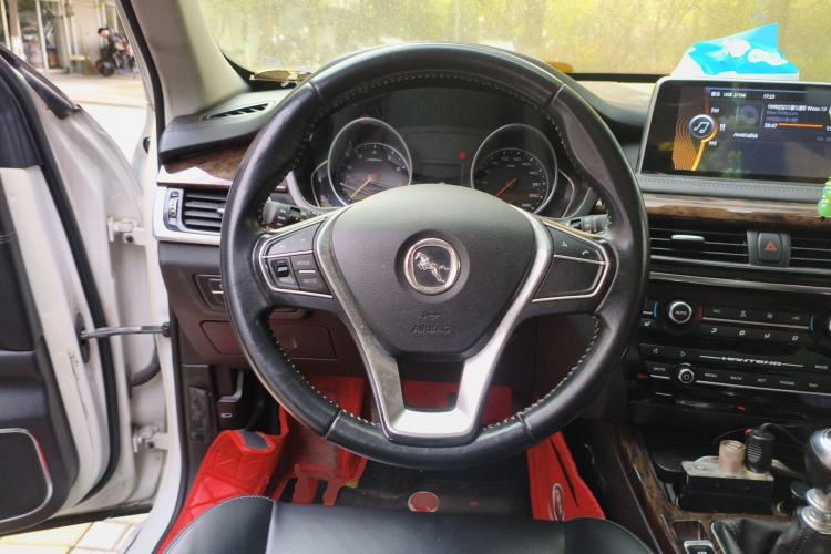 Used Hanteng X7 2016 1.5T Manual Luxury Edition Steering Wheel