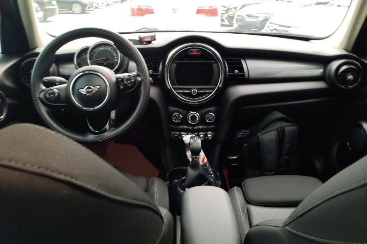 Used MINI MINI 2016 1.5T COOPER Five-Door Edition
