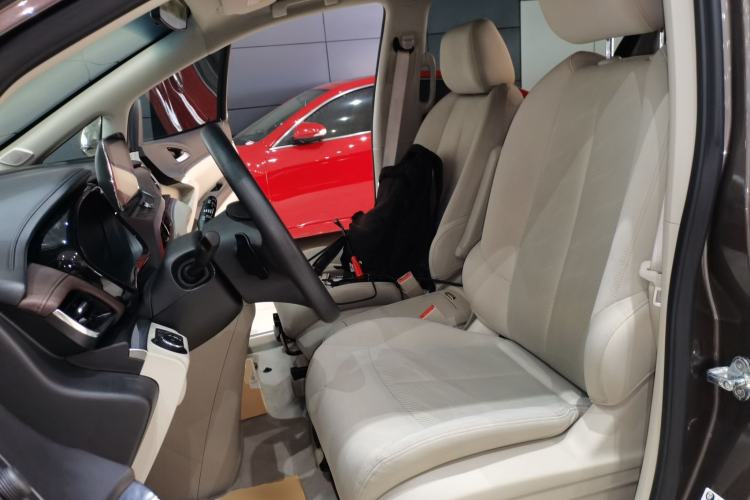 Used Buick GL8 2022 Land Cruiser Executive Class 652T Comfort Model
