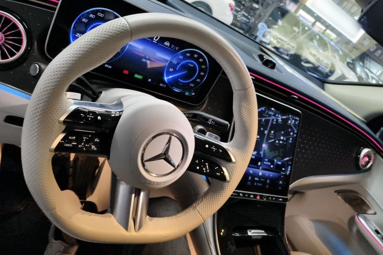 Used Mercedes-Benz EQE SUV 2023 350 4MATIC Luxury Edition