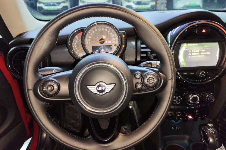 Used MINI 2014 1.5T COOPER Fun
