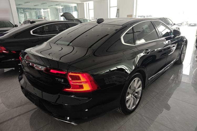 Used Volvo S90 2020 T5 Zhiyi Luxury Edition