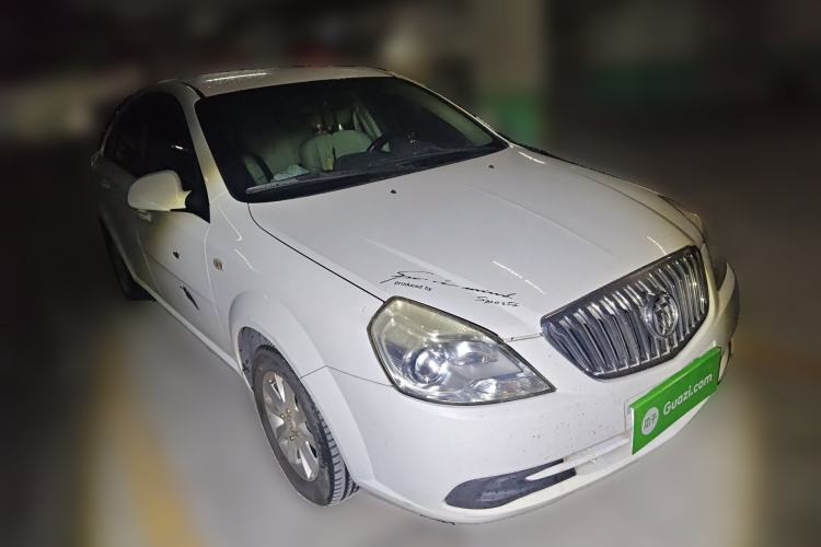 Used Buick Excelle 2015 1.5L Automatic Classic Model
