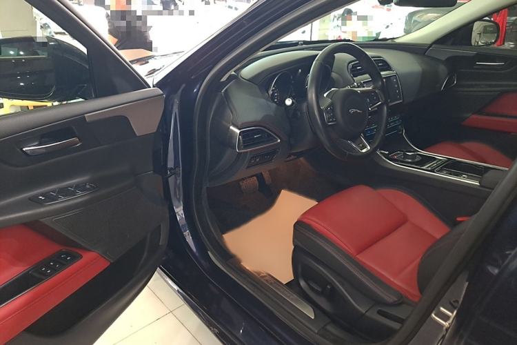 Used Jaguar XE 2017 2.0T 200 PS R-Sport
