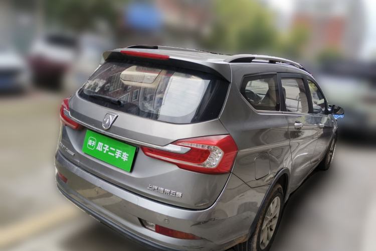 Used Baojun 310W 2017 1.5L Manual Fashion Model China V
