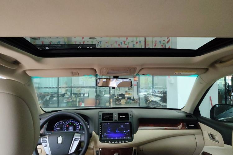 Used Toyota Crown 2012 2.5L Royal Leather Edition
