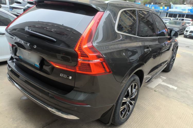 Used Volvo XC60 2022 B5 4x4 Smart Luxury Edition

