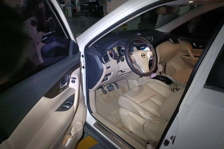 Used Nissan X-Trail 2014 2.0L CVT Comfort Edition 2WD