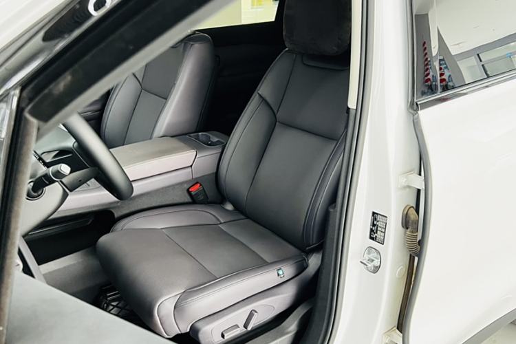 Used Leapmotor C16 2024 Pure Electric 520 Deluxe Edition
