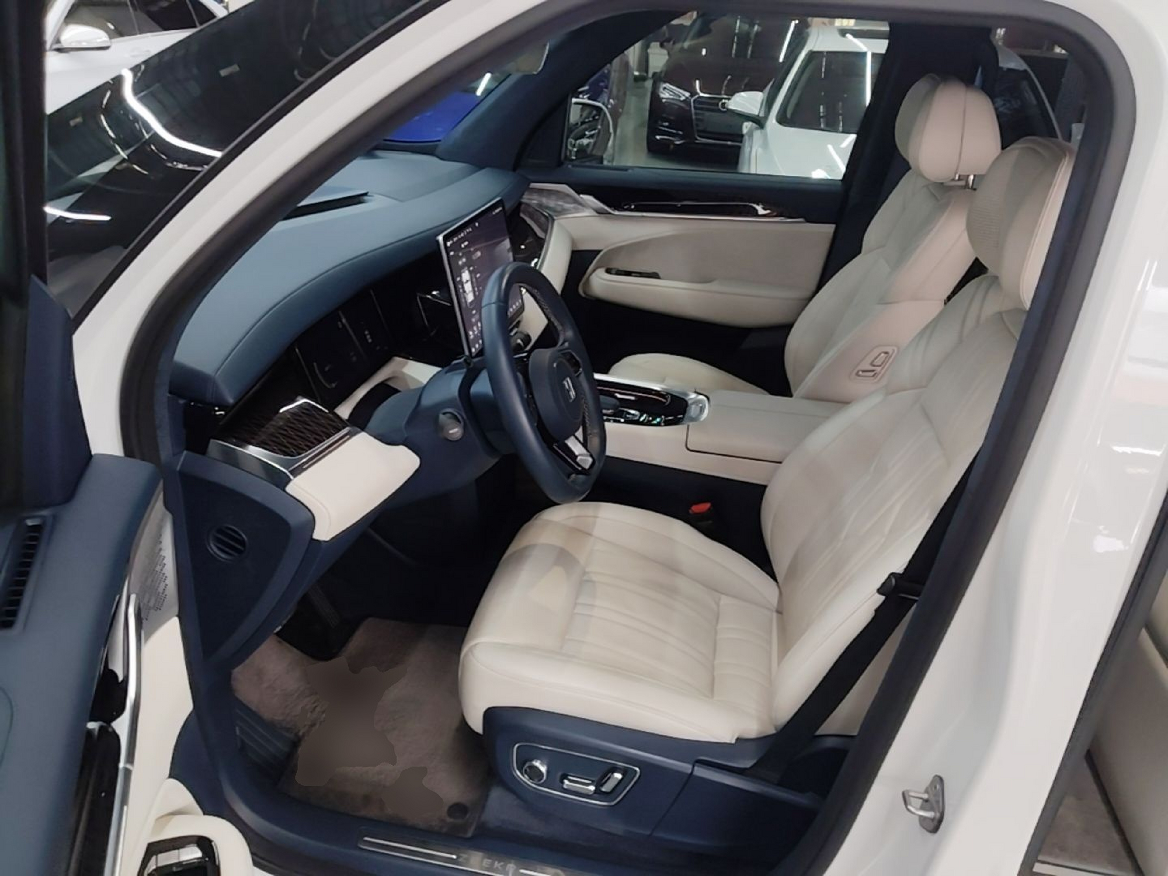 Vordere Reihe im Auto
