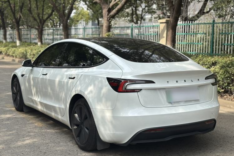 Used Tesla Model 3 2023 Rear-Wheel-Drive Version
