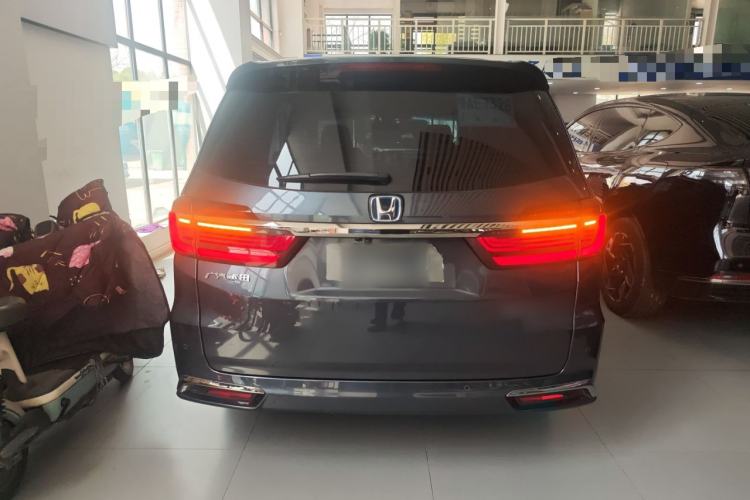 Used Honda Odyssey 2022 2.0L eHEV Sharp Enjoyment Edition
