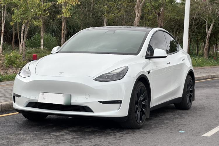 Used Tesla Model Y 2021 Long-Range All-Wheel-Drive Version