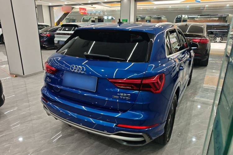 Used Audi Q3 2021 35 TFSI Fashion Dynamic Model