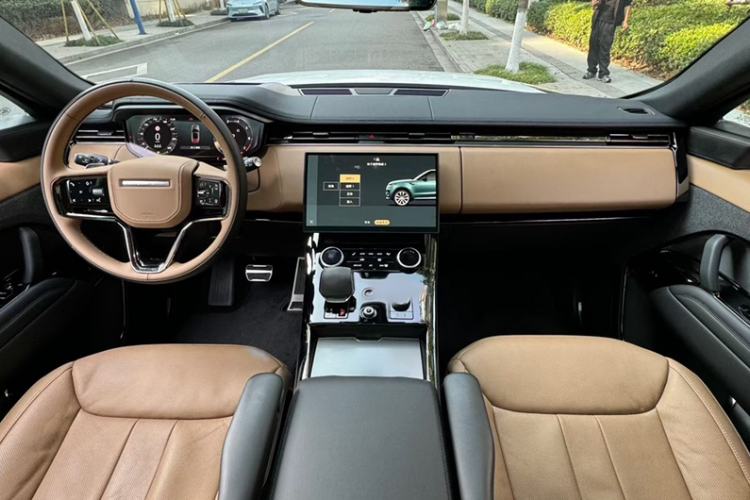 Used Land Rover Range Rover Sport 2023 400PS Dynamic HSE
