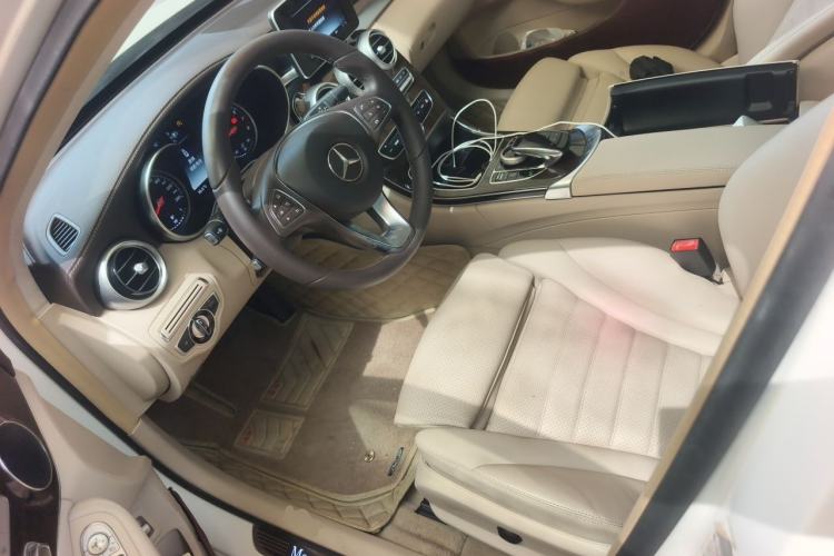 Used Mercedes-Benz C-Class 2015 Facelift C 200 L