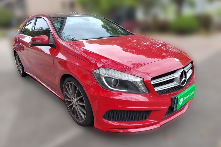 Used Mercedes-Benz A-Class 2015 A 200 Sport Edition Front Right 45 Deg