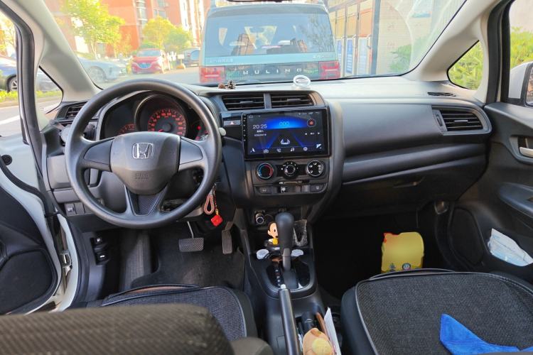 Used Honda Fit 2018 1.5L CVT Comfort Sunroof Version