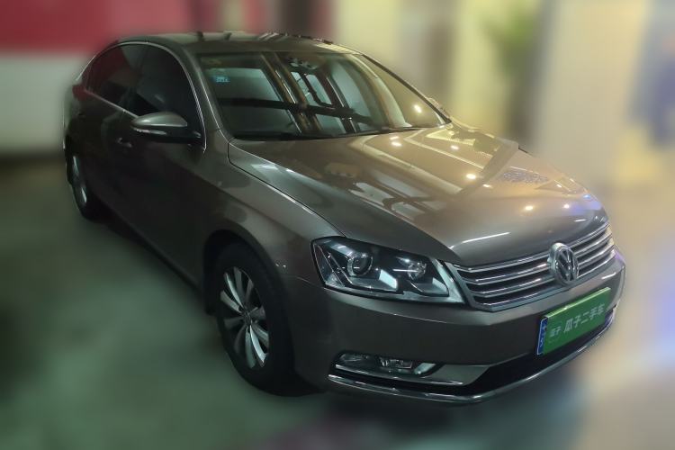 Used Volkswagen Magotan 2016 1.8TSI Smart Enjoyment Leading Model Exterior 2