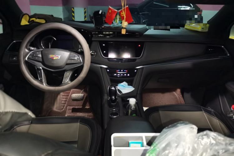 Used Cadillac XT5 2021 2.0T Four-Wheel Drive Luxury Version Center Console