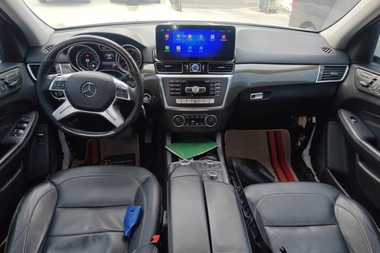 Used Mercedes-Benz M-Class 2014 ML 400 4MATIC Luxury Model
