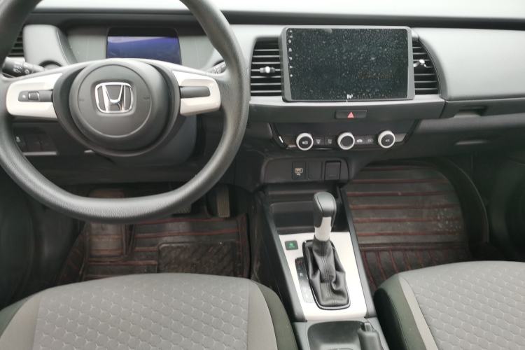 Used Honda Fit 2021 1.5L CVT Trend Edition Center Console