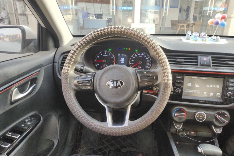 Used Kia KX Cross 2017 1.4L AT GLS
