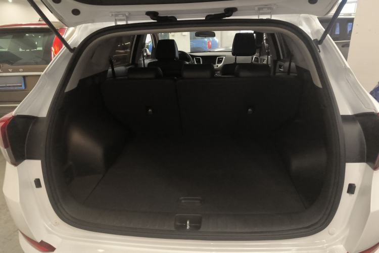 Used Hyundai Tucson 2018 1.6T Dual-Clutch Two-Wheel Drive 15th Anniversary Special Edition
