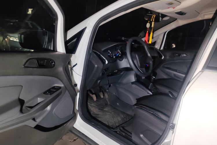 Used Ford EcoSport 2013 1.5L Manual Comfort Model