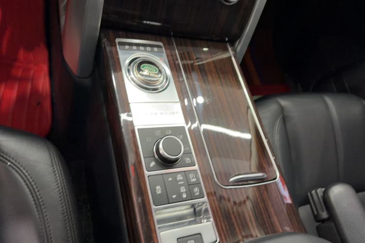 Used Land Rover Range 2017 3.0 SC V6 Vogue Gear Lever