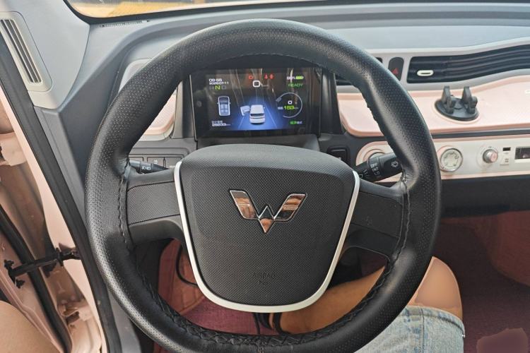 Used Wuling Hongguang MINIEV 2022 Macaron Premium Model – Lithium Iron Phosphate