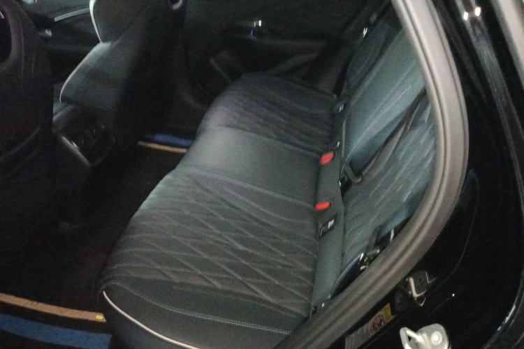 Used BYD Seal 2022 550 km Standard Range Rear-Wheel Drive Elite Version
