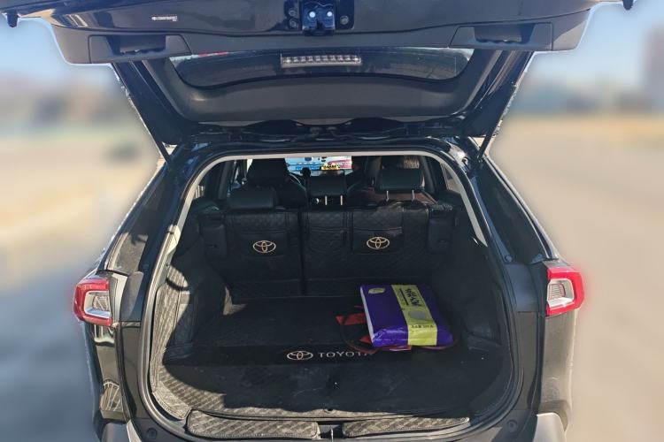 Used Toyota Wildlander 2024 2.0L CVT Two-Wheel Drive Urban Edition
