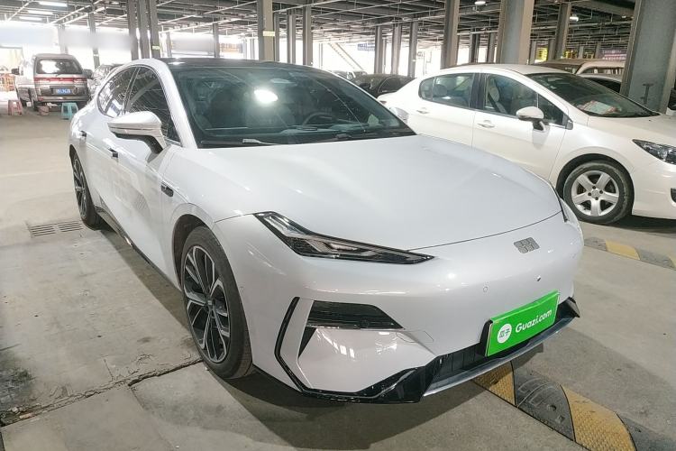 Used Geely Galaxy E8 2025 700 km Long-Range Intelligent Driving Version
