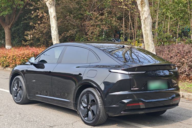 Used ONVO L60 2024 60 kWh Rear-Drive Version
